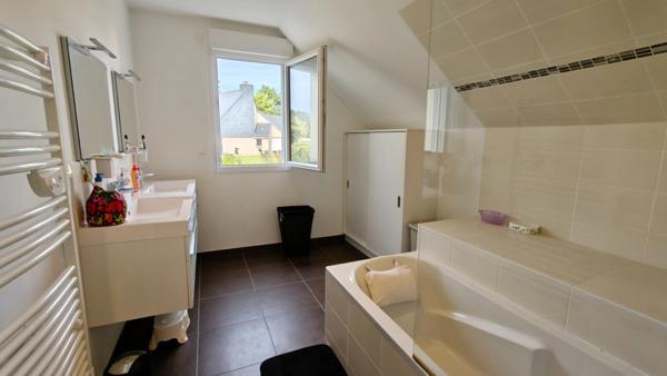 Maison à vendre 7 pièces SAINT ARMEL (35)