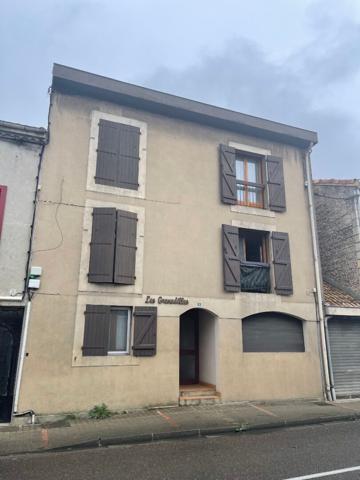 A vendre idéal investisseur Appartement studio Grenade Sur L Adour centre ville