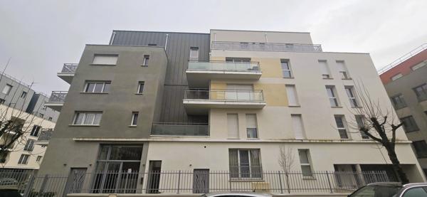 Très bel Appartement avec Balcon et 2 parkings