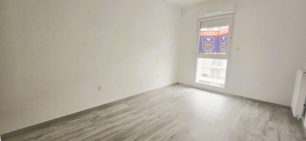 Très bel Appartement avec Balcon et 2 parkings