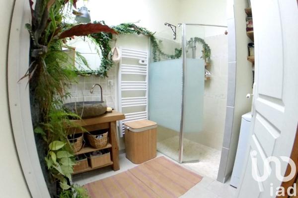 Maison de village 5 pièces de 112 m² à Martigné-sur-Mayenne (53470)