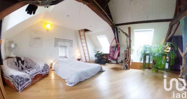 Maison de village 5 pièces de 112 m² à Martigné-sur-Mayenne (53470)