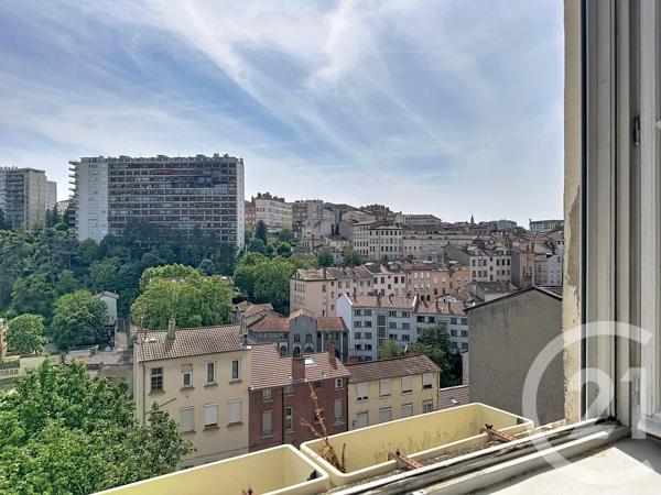 Appartement à vendre  4 pièces - 175 m 2   CALUIRE ET CUIRE  - 69