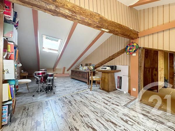 Appartement à vendre  4 pièces - 175 m 2   CALUIRE ET CUIRE  - 69