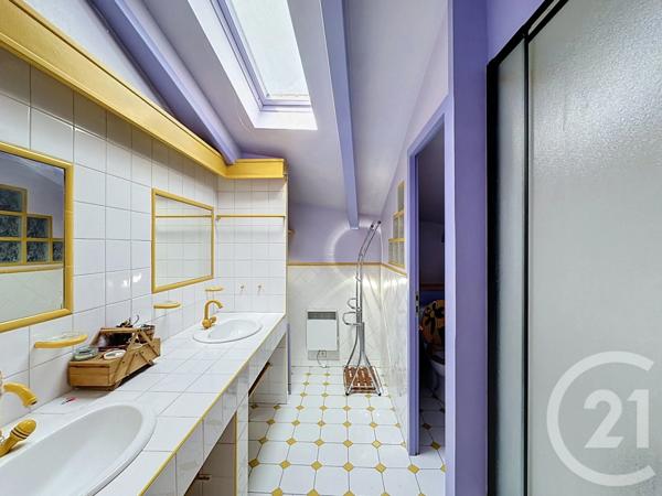 Appartement à vendre  4 pièces - 175 m 2   CALUIRE ET CUIRE  - 69