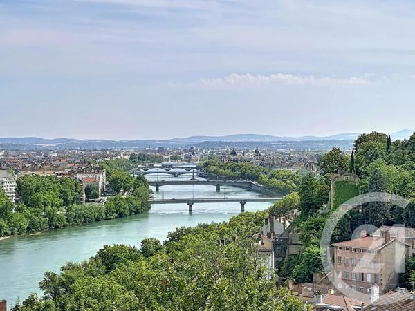 Appartement à vendre  4 pièces - 175 m 2   CALUIRE ET CUIRE  - 69