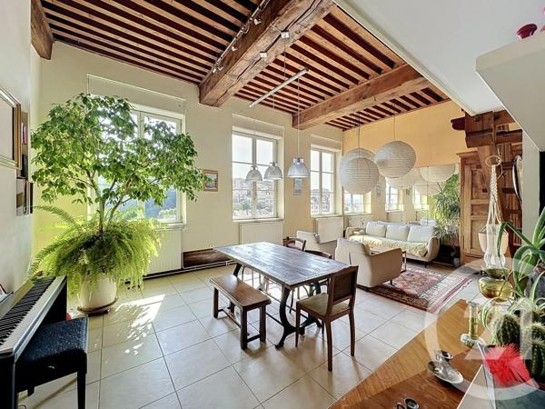 Appartement à vendre  4 pièces - 175 m 2   CALUIRE ET CUIRE  - 69