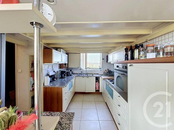 Appartement à vendre  4 pièces - 175 m 2   CALUIRE ET CUIRE  - 69