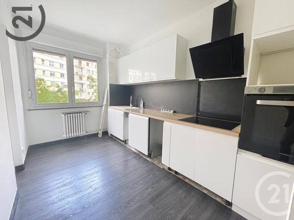 Appartement F5 à vendre  4 pièces - 94,70 m2 TROYES - 10