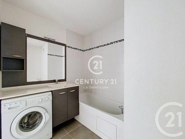 Appartement T2 à vendre  2 pièces - 46,91 m 2   TASSIN LA DEMI LUNE  - 69