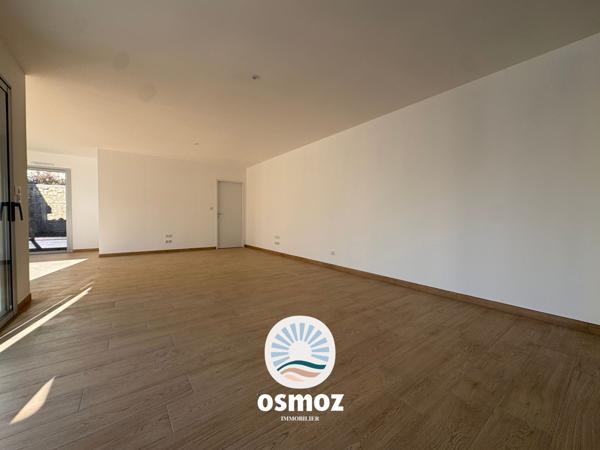 Maison 2025 type 5 avec piscine, garage et stationnements !