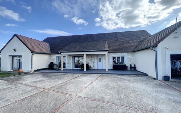 Maison à vendre    5 pièces •  Romorantin-Lanthenay