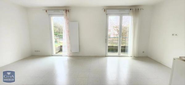 Appartement à louer 2 pièces 43.19m² Laon (02000)