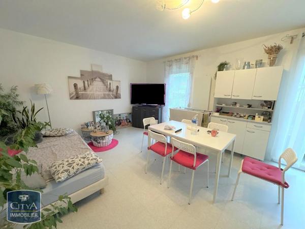 Appartement à louer 2 pièces 43.19m² Laon (02000)