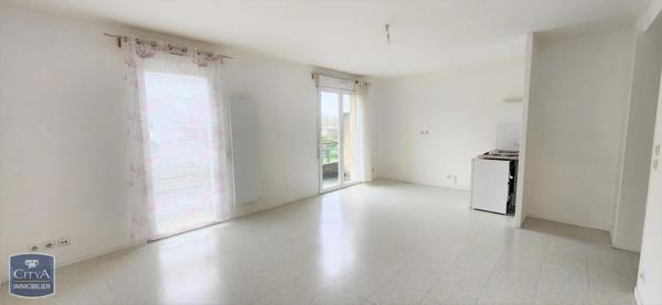 Appartement à louer 2 pièces 43.19m² Laon (02000)