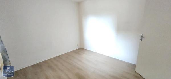 Appartement à louer 2 pièces 43.19m² Laon (02000)