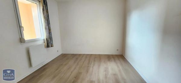 Appartement à louer 2 pièces 43.19m² Laon (02000)