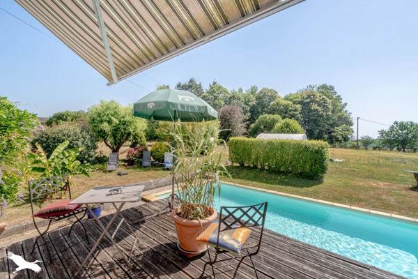 Maison à vendre |  La Meyze |  6 pièces | 145 m²