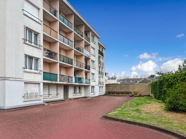 Appartement T2 à vendre LE MANS (72) avec garage fermé proche quartier gare