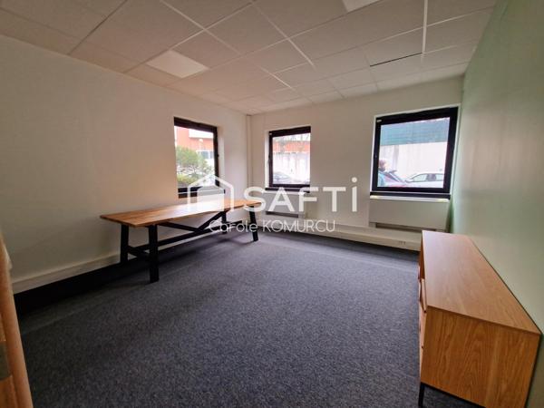 BUREAU DE 263M² AU PECQ