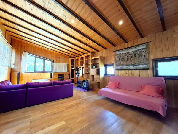 Charmante Maison Type 4 avec Garage et Dépendances - Briançon Centre-Ville