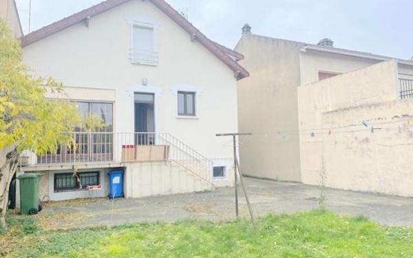 Maison à vendre    4 pièces •  Drancy