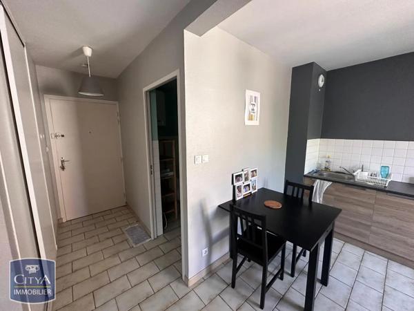 Appartement à louer 1 pièce 30.89m² Saint-Étienne (42000)