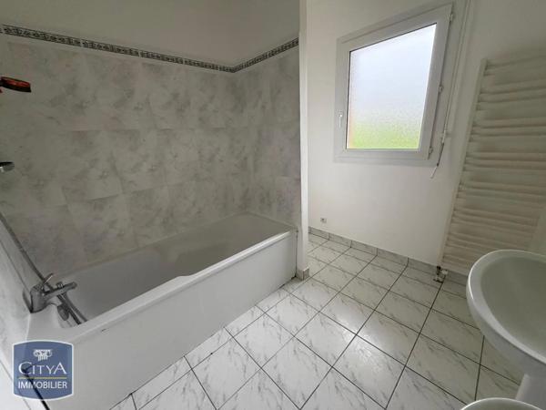 Maison à louer 5 pièces 125m² Châteauroux (36000)