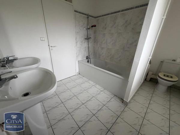 Maison à louer 5 pièces 125m² Châteauroux (36000)