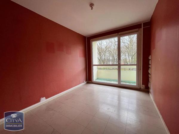 Appartement à louer 3 pièces 53.95m² La Fère (02800)