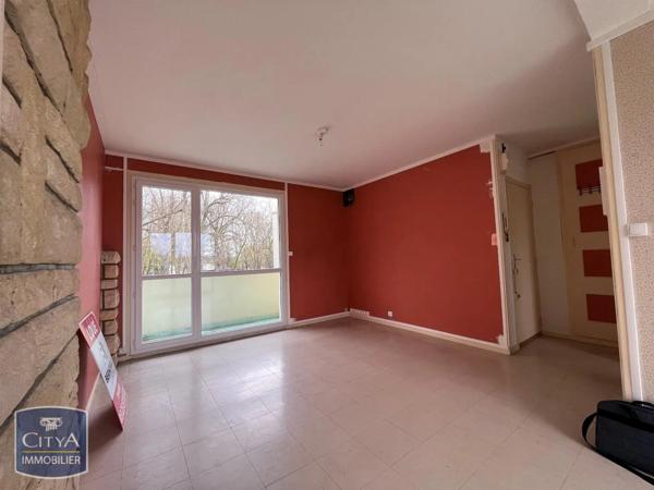 Appartement à louer 3 pièces 53.95m² La Fère (02800)