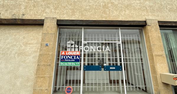 Location Local commercial 6 pièces 250 m² - Orange 84100