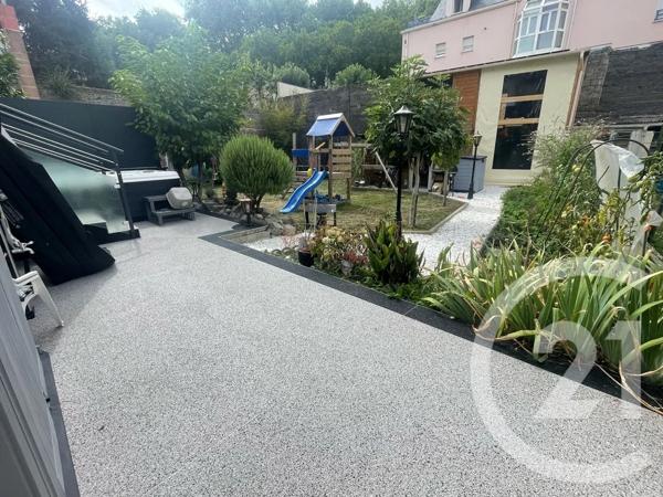 Maison à vendre  5 pièces - 133 m 2   AMIENS  - 80