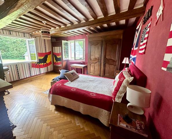 Baisse de prix pour ce corps de Ferme à proximité de  Pont L Eveque 6 pièce(s) 193.3 m2