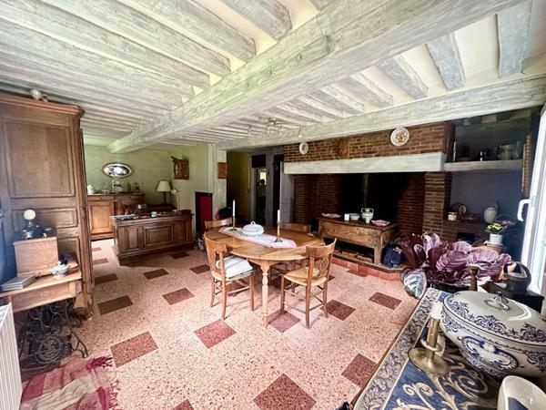 Baisse de prix pour ce corps de Ferme à proximité de  Pont L Eveque 6 pièce(s) 193.3 m2