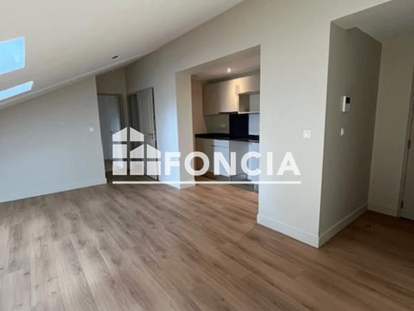 Location Appartement 2 pièces 33.92 m² - 10 AVENUE DU GENERAL DE GAULLE Angouleme 16000