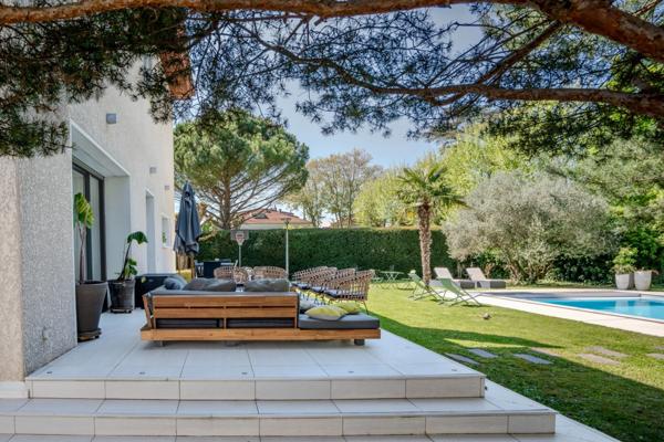 Maison à vendre 7 pièces BRON (69)