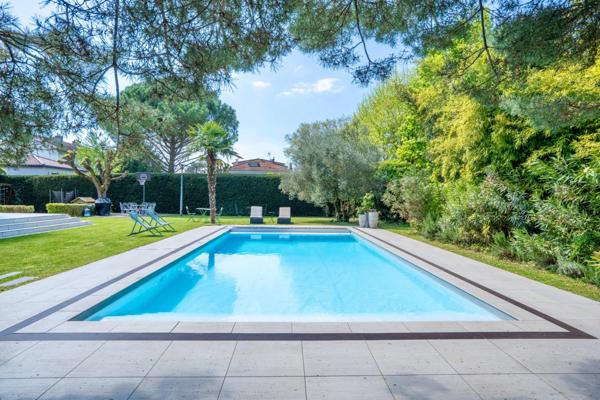 Maison à vendre 7 pièces BRON (69)