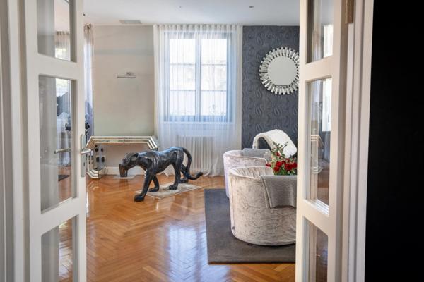 Maison à vendre 7 pièces BRON (69)