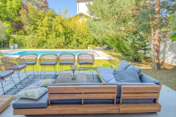 Maison à vendre 7 pièces BRON (69)