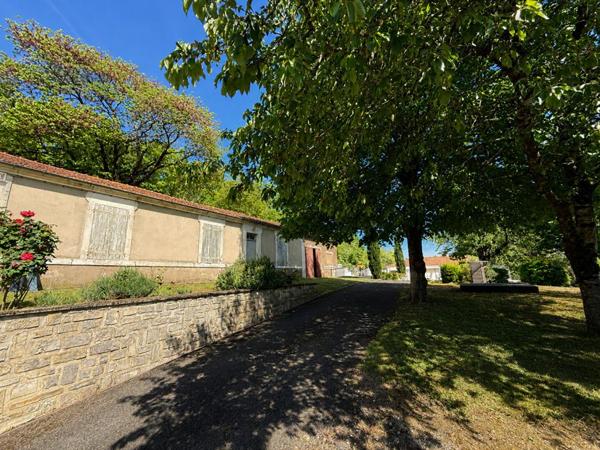 Maison Angouleme 4 pièce(s) 140 m2