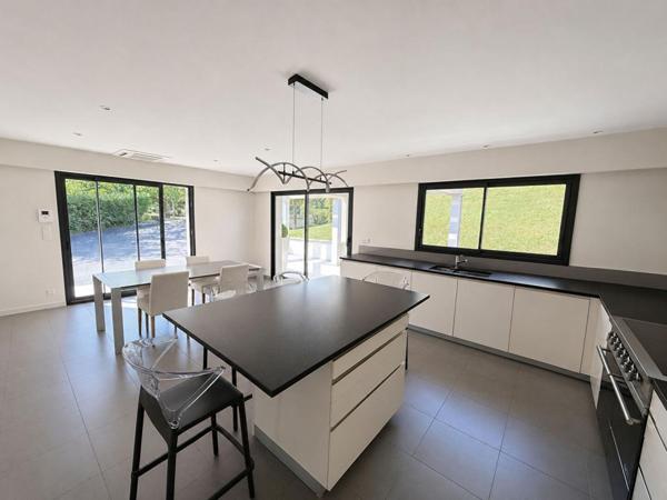 Maison Angouleme 4 pièce(s) 140 m2