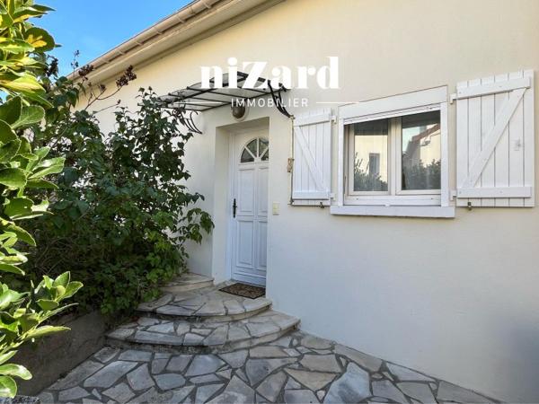 Vente / Maison T4 à Versailles (78000)