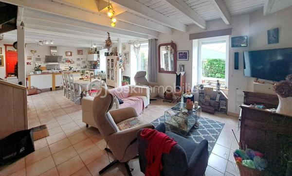 Maison en pierre de 280 m²