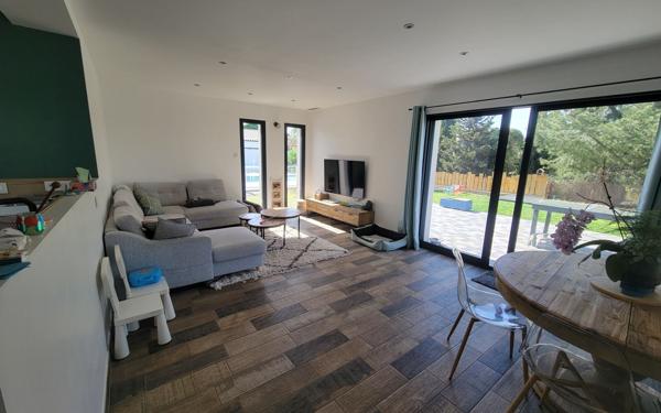 Maison à vendre    5 pièces •  Sallèles-d'Aude