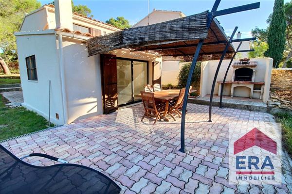 Maison à vendre à Uchaux - 205m² avec piscine et potentiel de gîtes