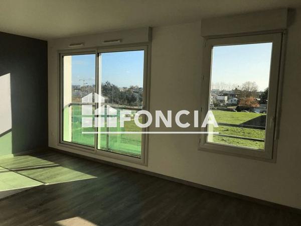 Location Studio 27.86 m² - BAT A Angers 49000