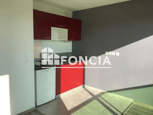 Location Studio 27.86 m² - BAT A Angers 49000