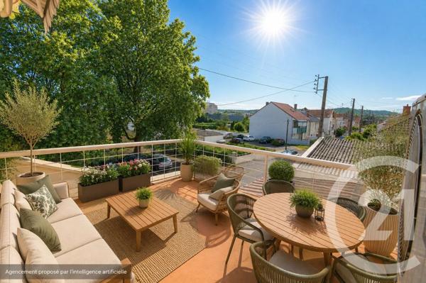 Appartement T4 à vendre  4 pièces - 85,73 m 2   BELLERIVE SUR ALLIER  - 03