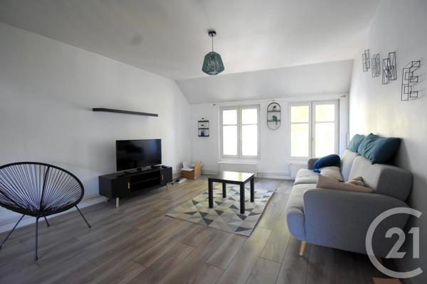 Appartement T4 à vendre  4 pièces - 85,73 m 2   BELLERIVE SUR ALLIER  - 03